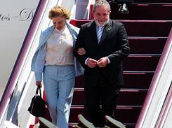 Luiz Inácio Lula da Silva, Presidente del Brasil y Marisa Letícia, Primera Dama, al momento de su llegada a la China. Foto: Palacio de Planalto