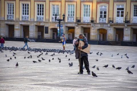 La renta básica, una garantía para el restablecimiento de la dignidad humana La renta básica, una garantía para el restablecimiento de la dignidad humana