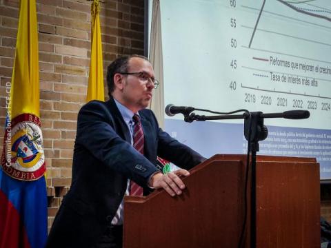 Jens Arnold, economista principal de la OCDE para Colombia. Jens Arnold, economista principal de la OCDE para Colombia.